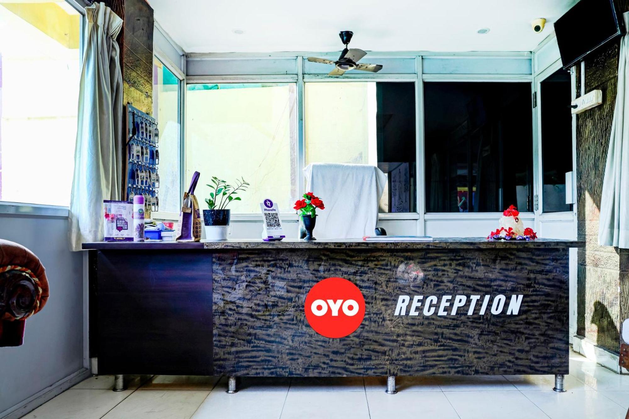 Oyo Royal Visakha Beach Guest House Visakhapatnam Dış mekan fotoğraf