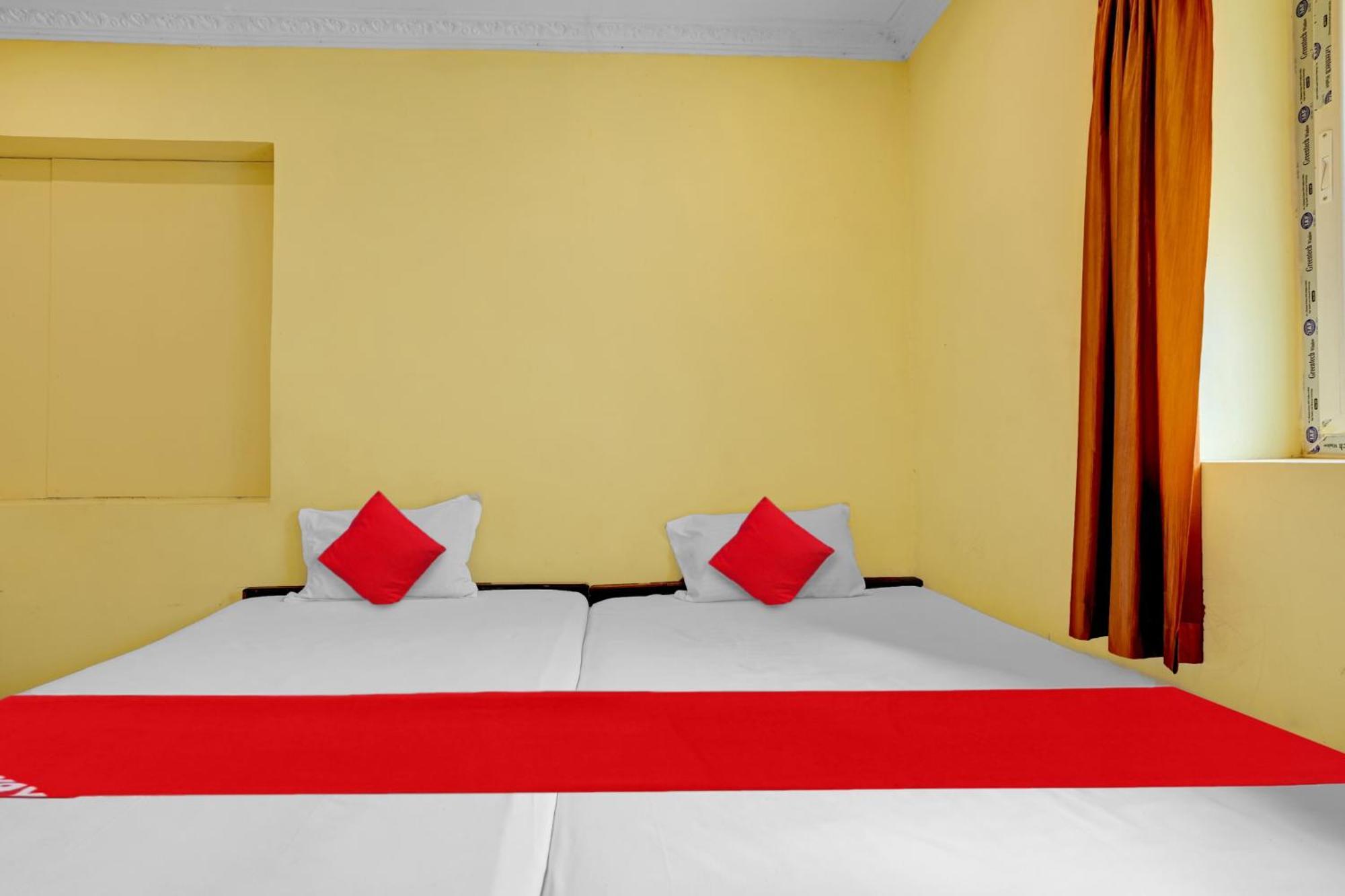 Oyo Royal Visakha Beach Guest House Visakhapatnam Dış mekan fotoğraf